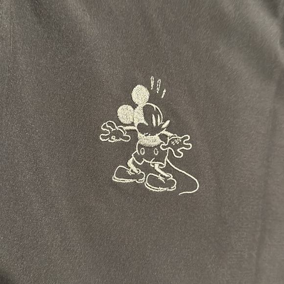Figs x Disney BLACK Scrub Set - Picture 2 of 4